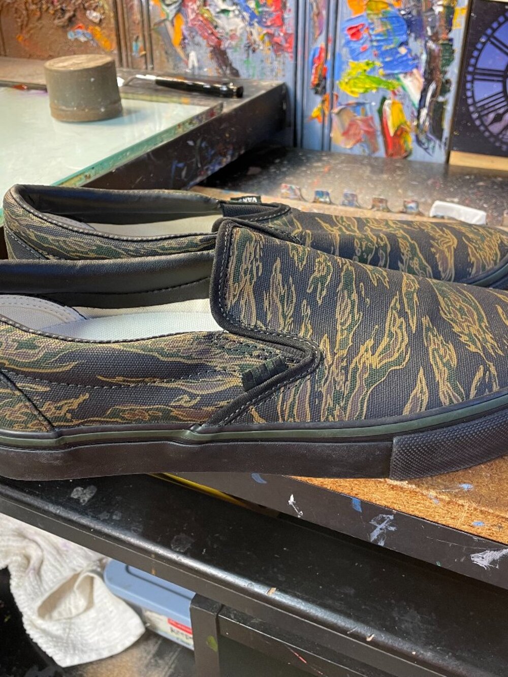 Vans Skate Slip On Tiger Camo Green Black Size US 10.5 Men New VN0A5FCA9L7 Rare